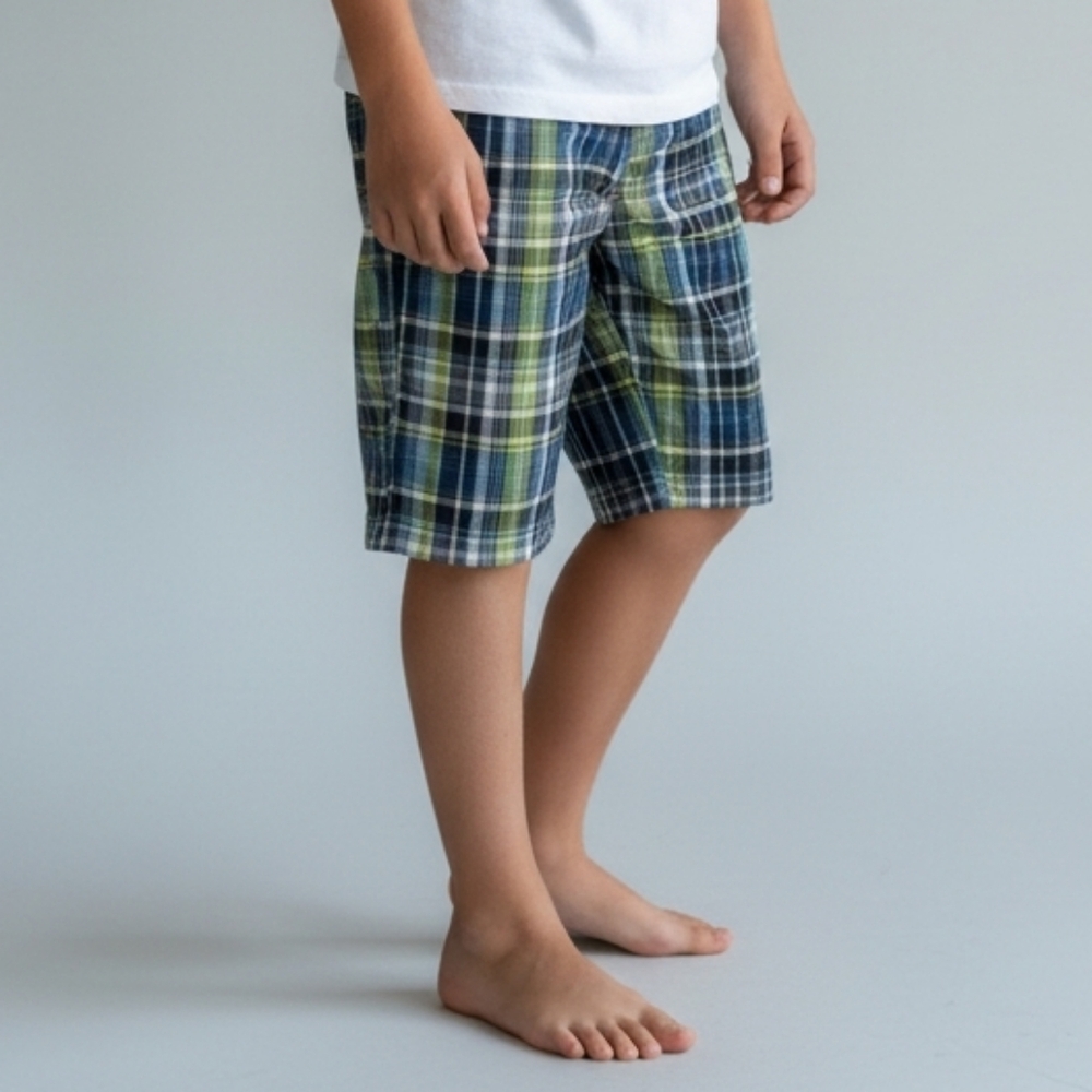 Land's End Boy's Blue Green Plaid Bermuda Shorts Size 8